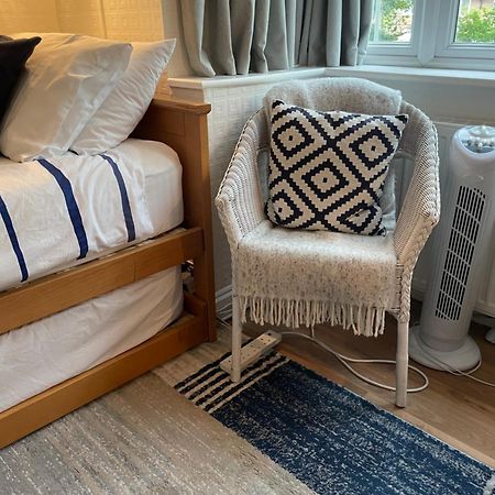 Squirrel House B&B High Wycombe Eksteriør bilde