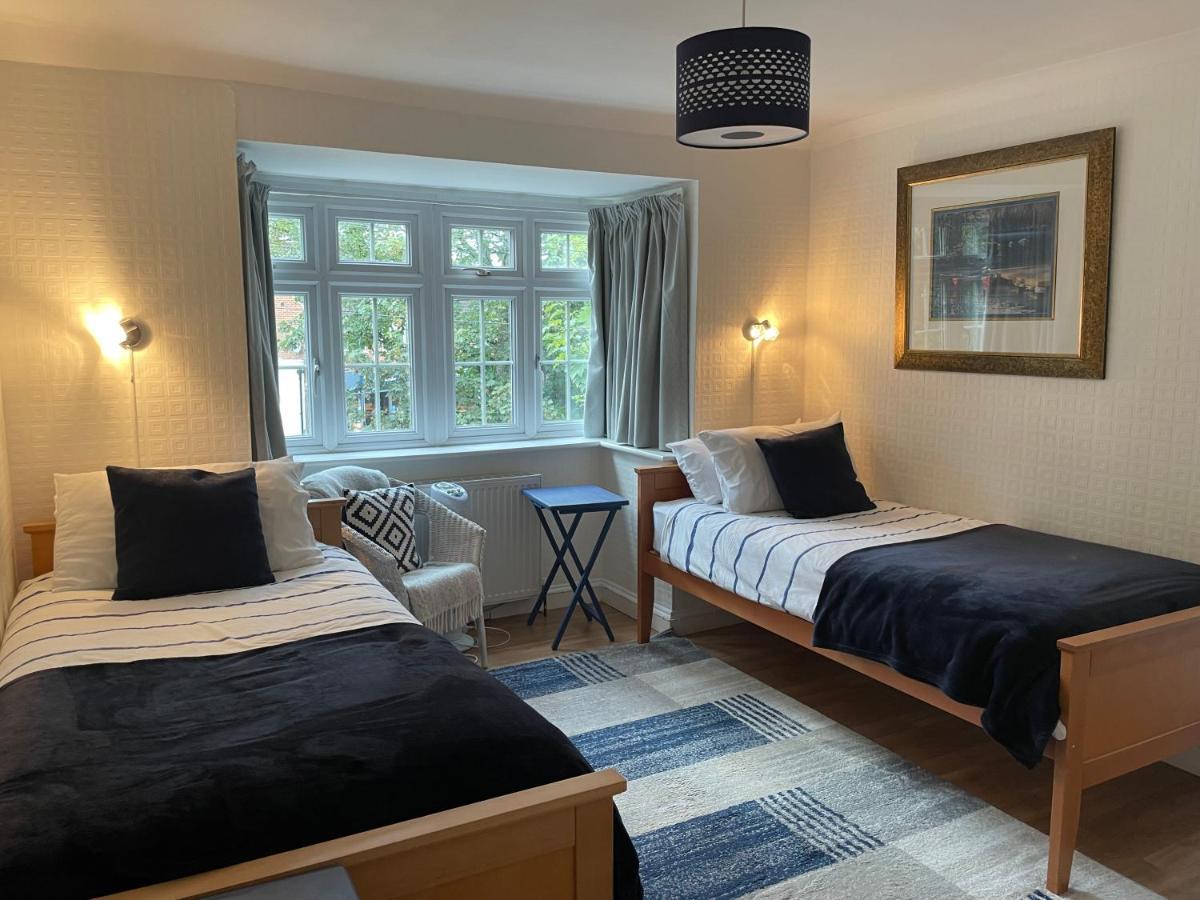Squirrel House B&B High Wycombe Eksteriør bilde